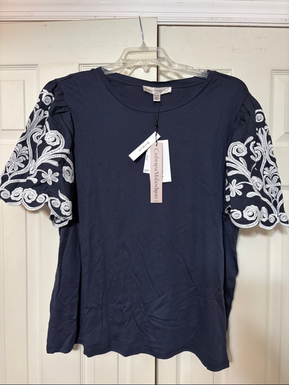 Catherine Malandrino 3X Navy Short Sleeve Tee with White Embroidered Sleeves